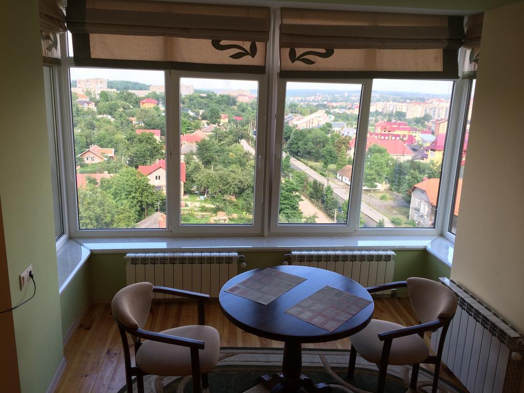 Apartments In The Center Трускавец Номер фото