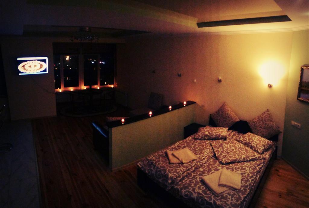 Apartments In The Center Трускавец Номер фото